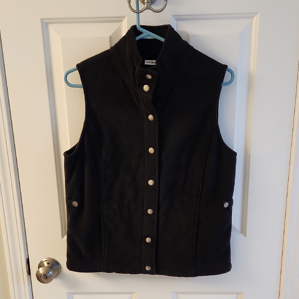 Women's Croft & Barrow fleece vest.